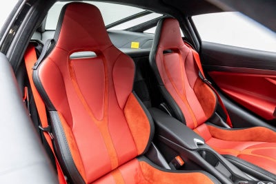 2026 McLaren 750S Base