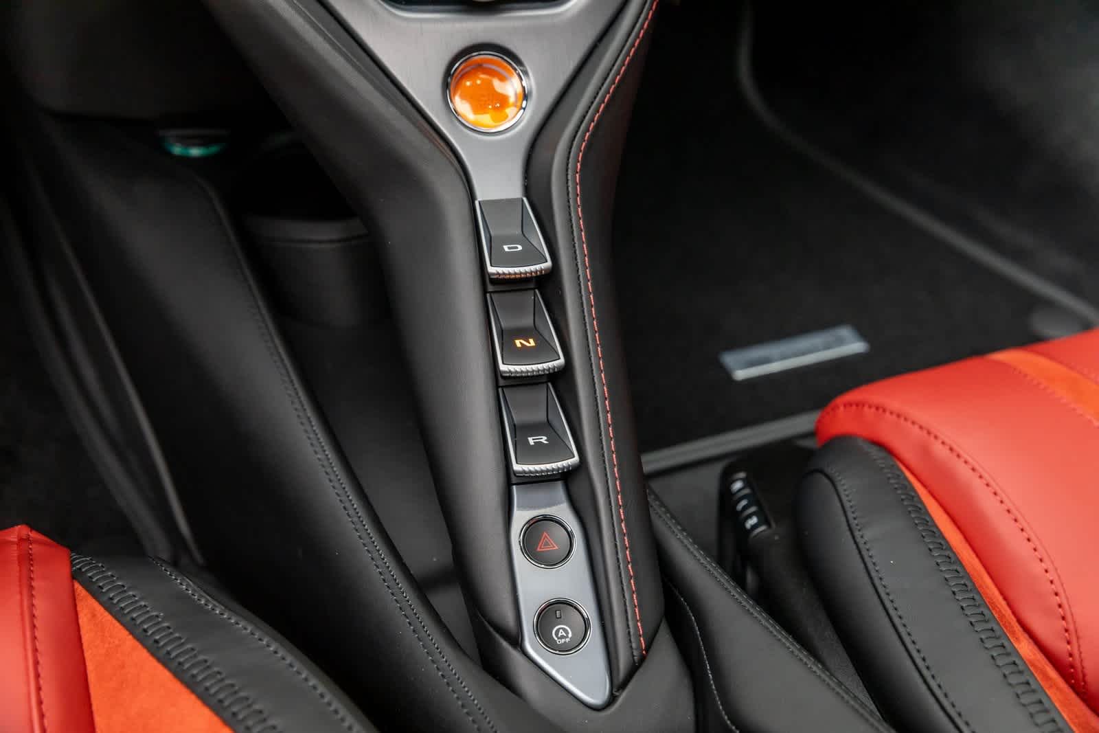 2026 McLaren 750S Base