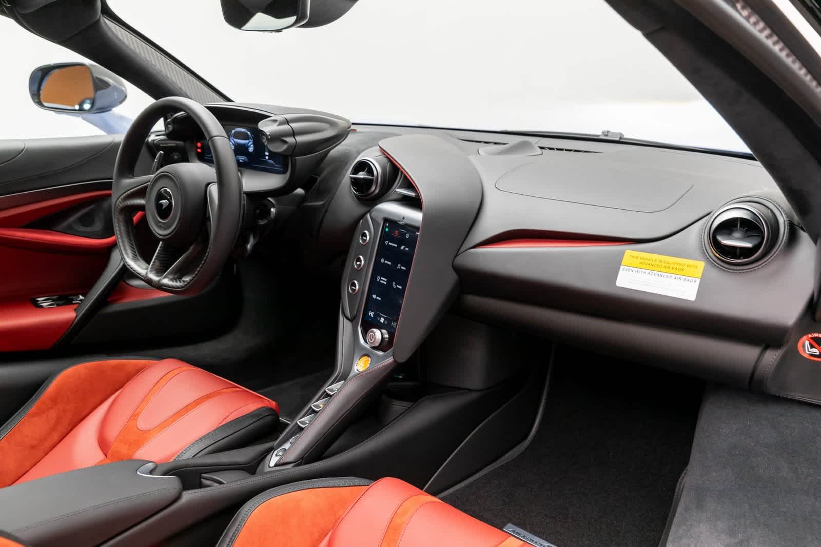 2026 McLaren 750S Base