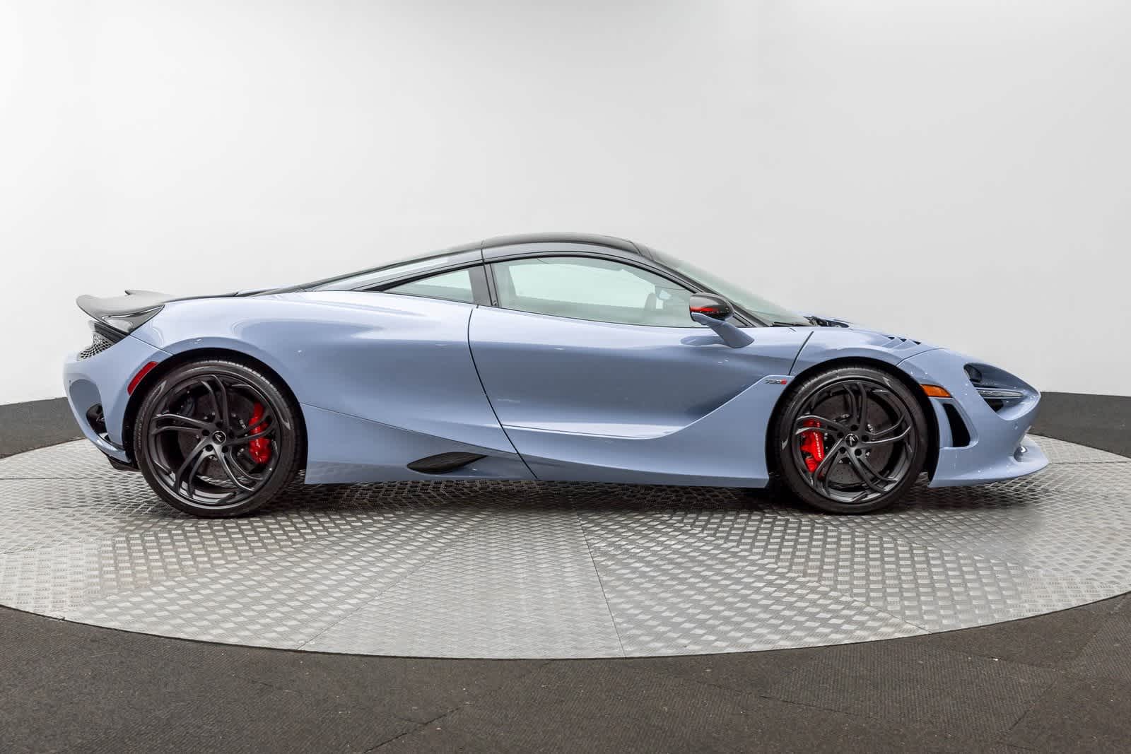2026 McLaren 750S Base