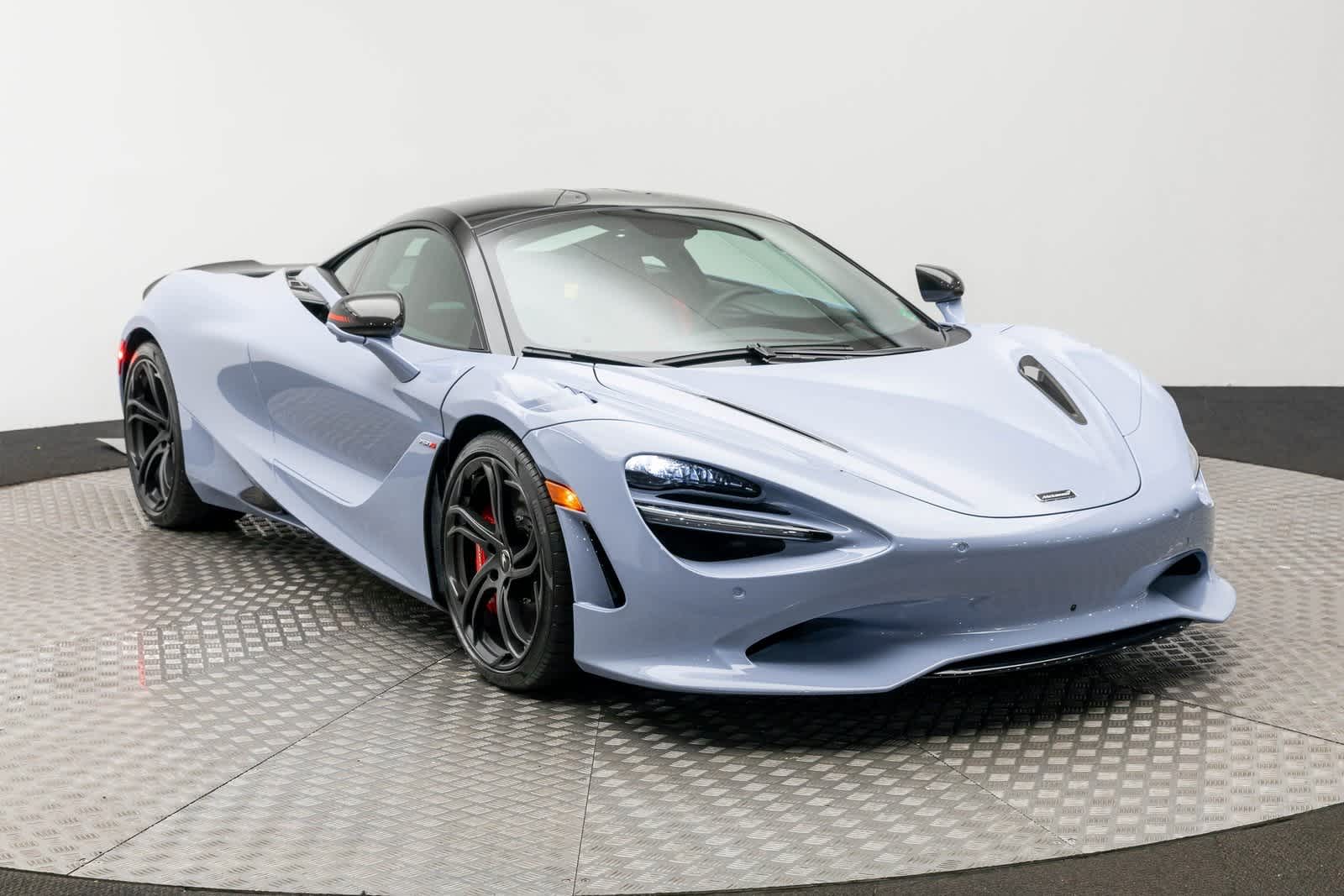 2026 McLaren 750S Base