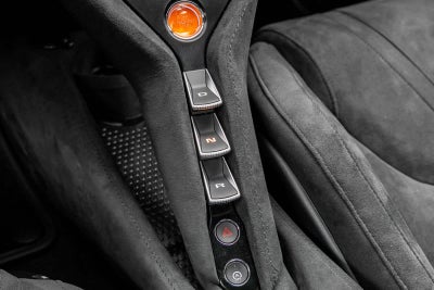 2025 McLaren 750S Spider