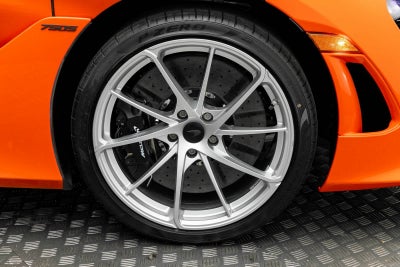 2025 McLaren 750S Spider