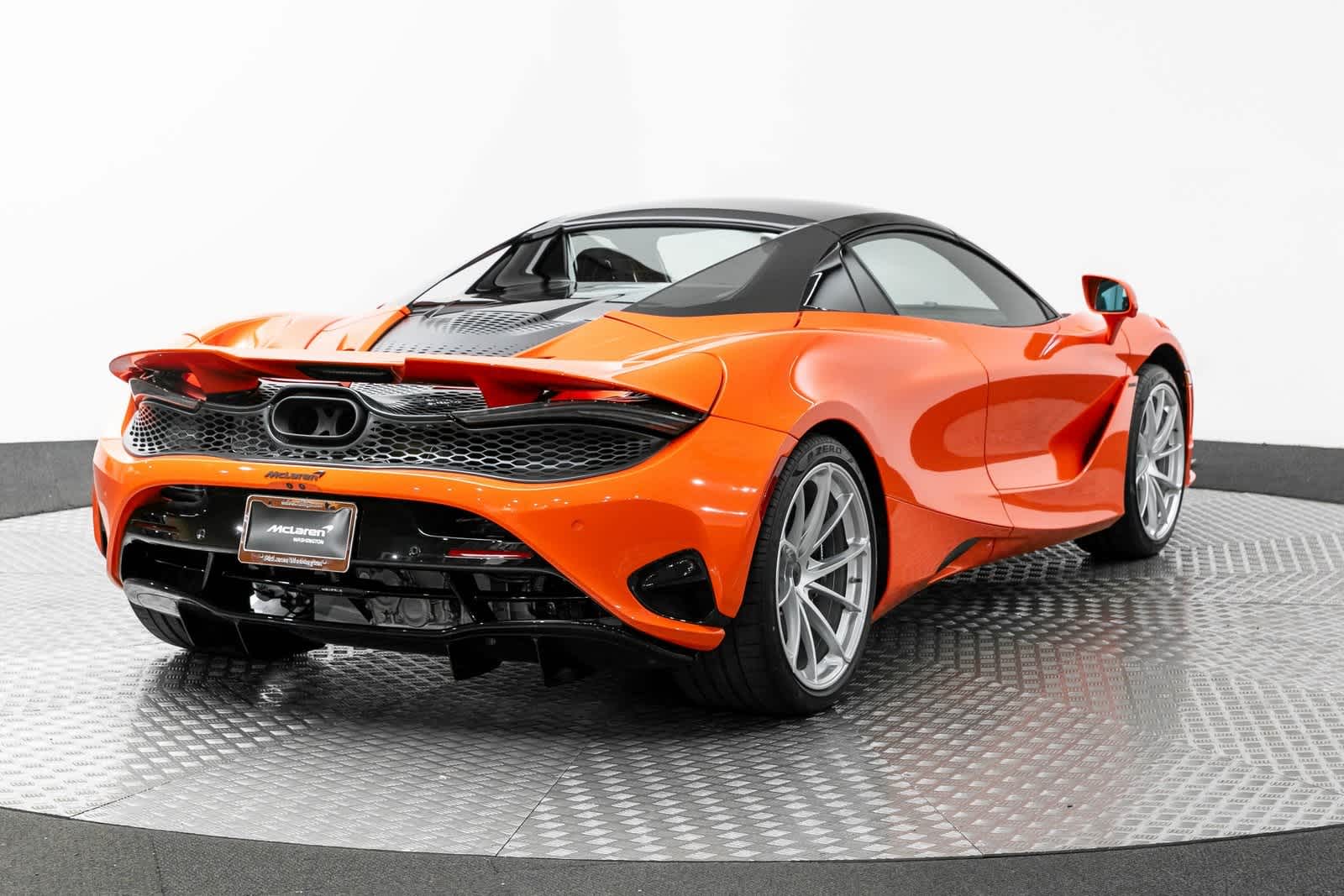2025 McLaren 750S Spider