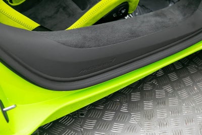 2026 McLaren Artura Base