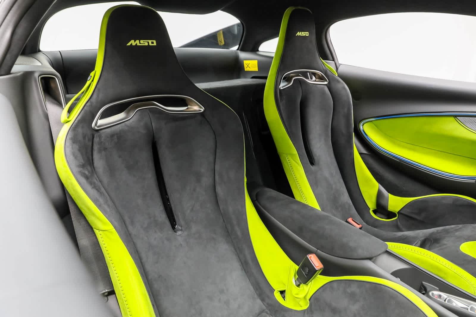 2026 McLaren Artura Base