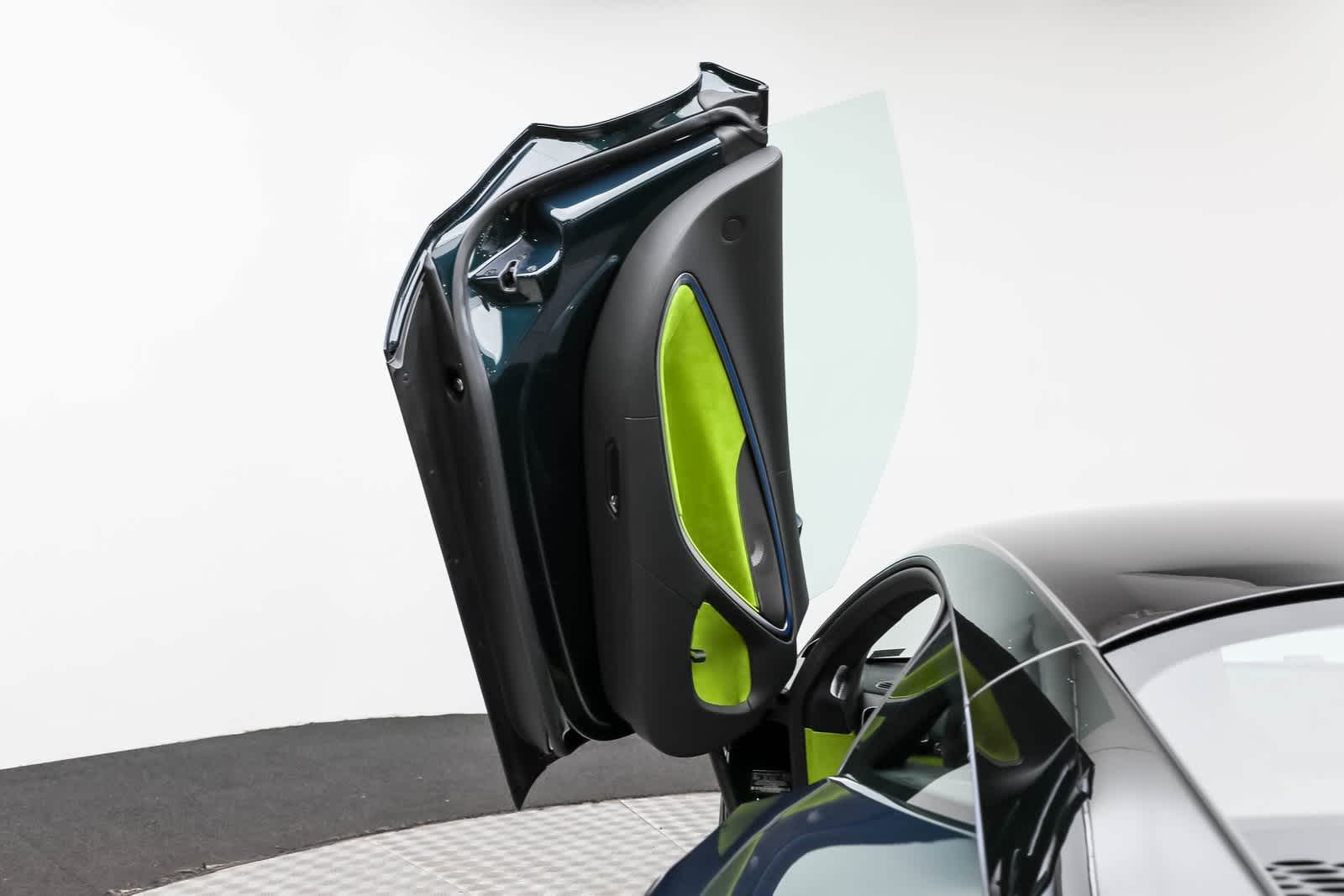 2026 McLaren Artura Base