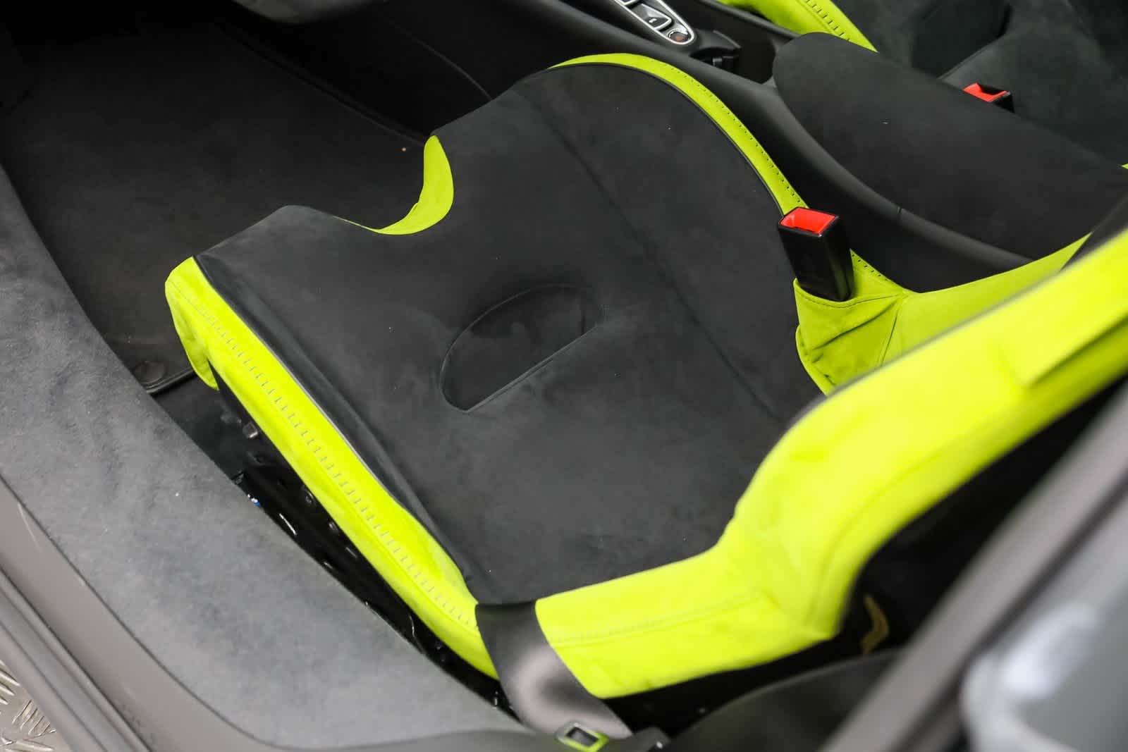 2026 McLaren Artura Base