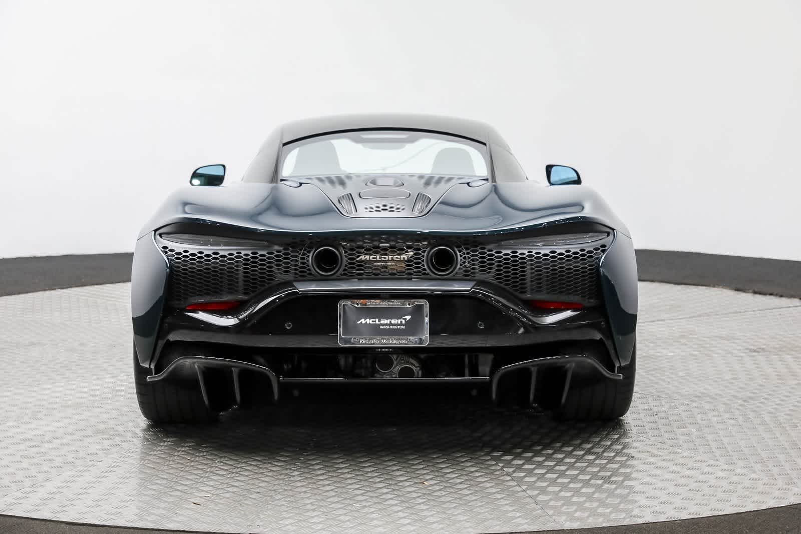 2026 McLaren Artura Base