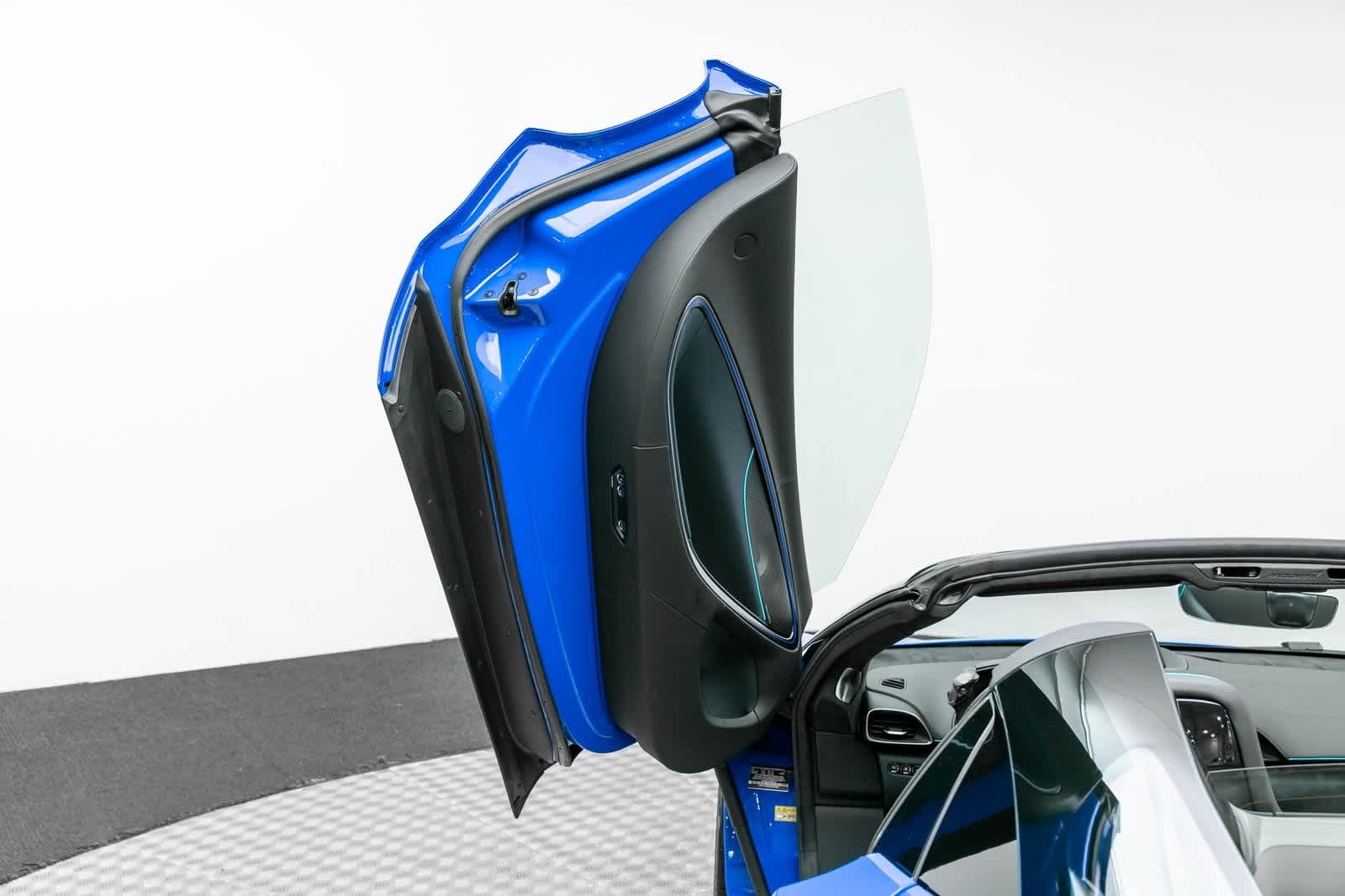 2025 McLaren Artura Spider