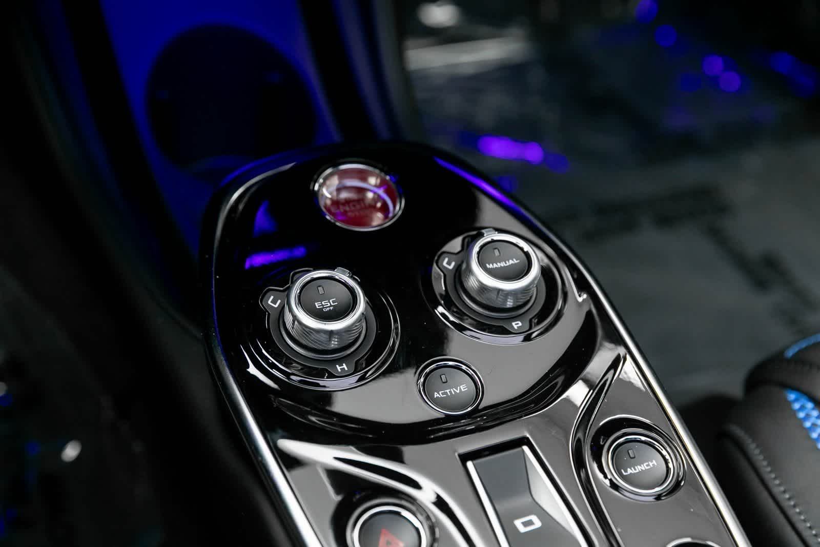 2025 McLaren GTS Base