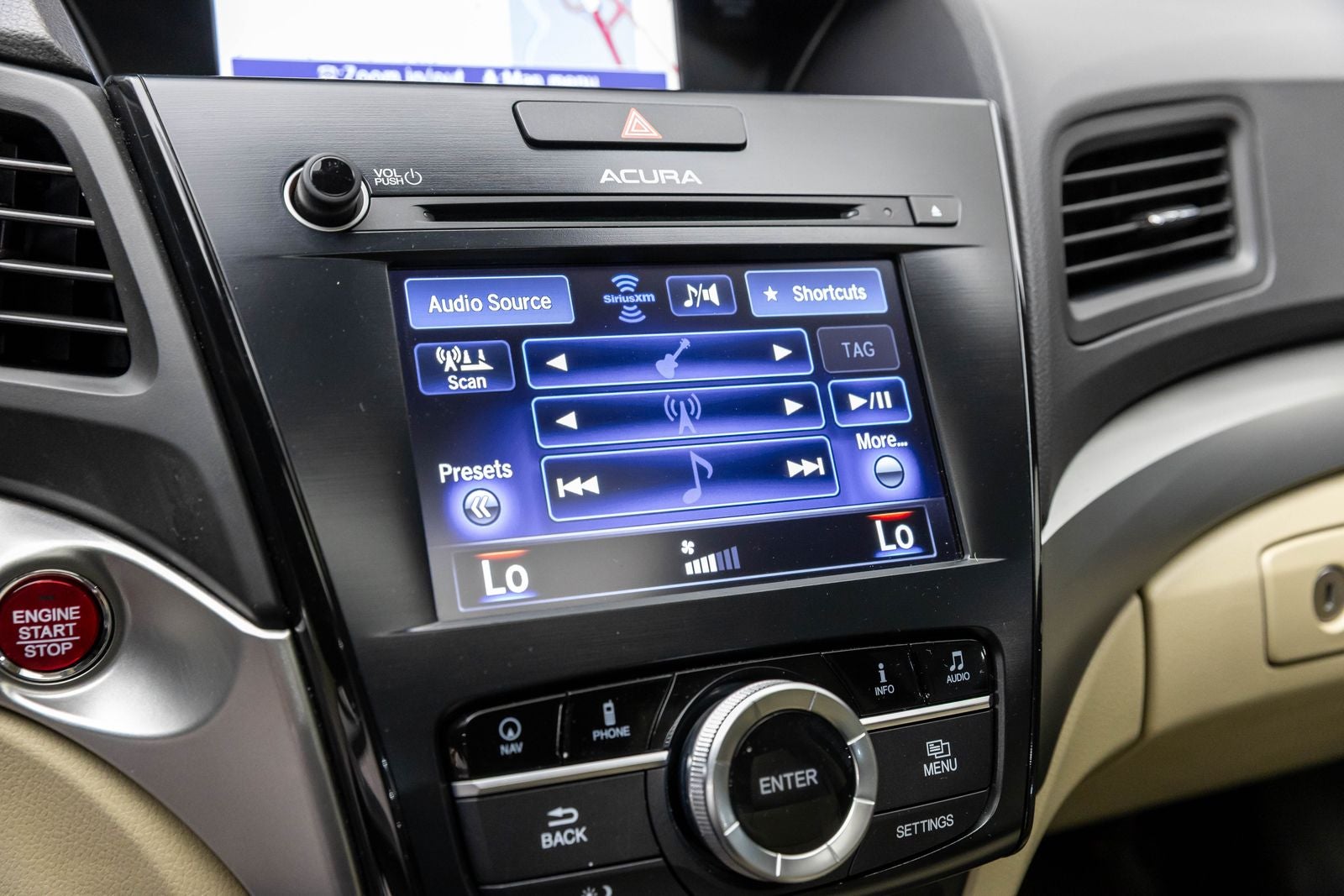 2018 Acura ILX w/Premium Pkg