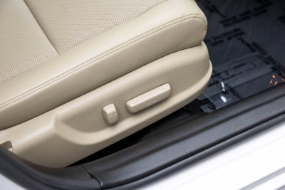 2018 Acura ILX w/Premium Pkg