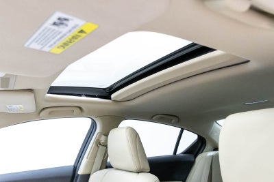 2018 Acura ILX w/Premium Pkg