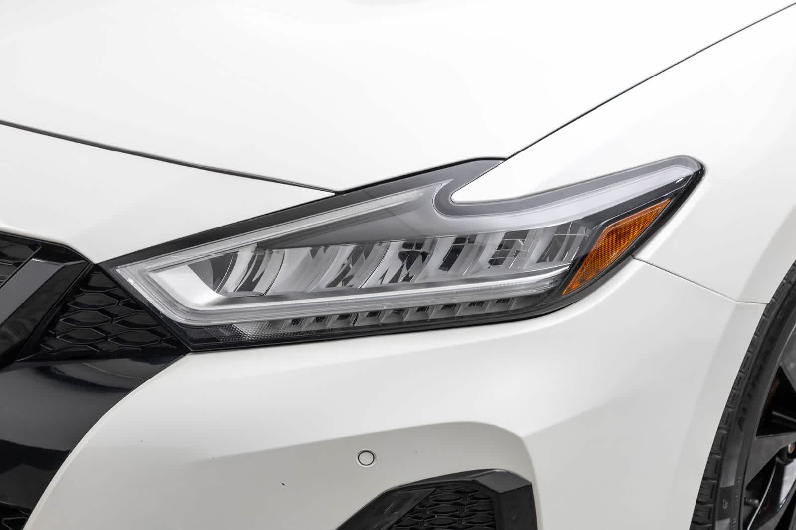 2021 Nissan Maxima SR