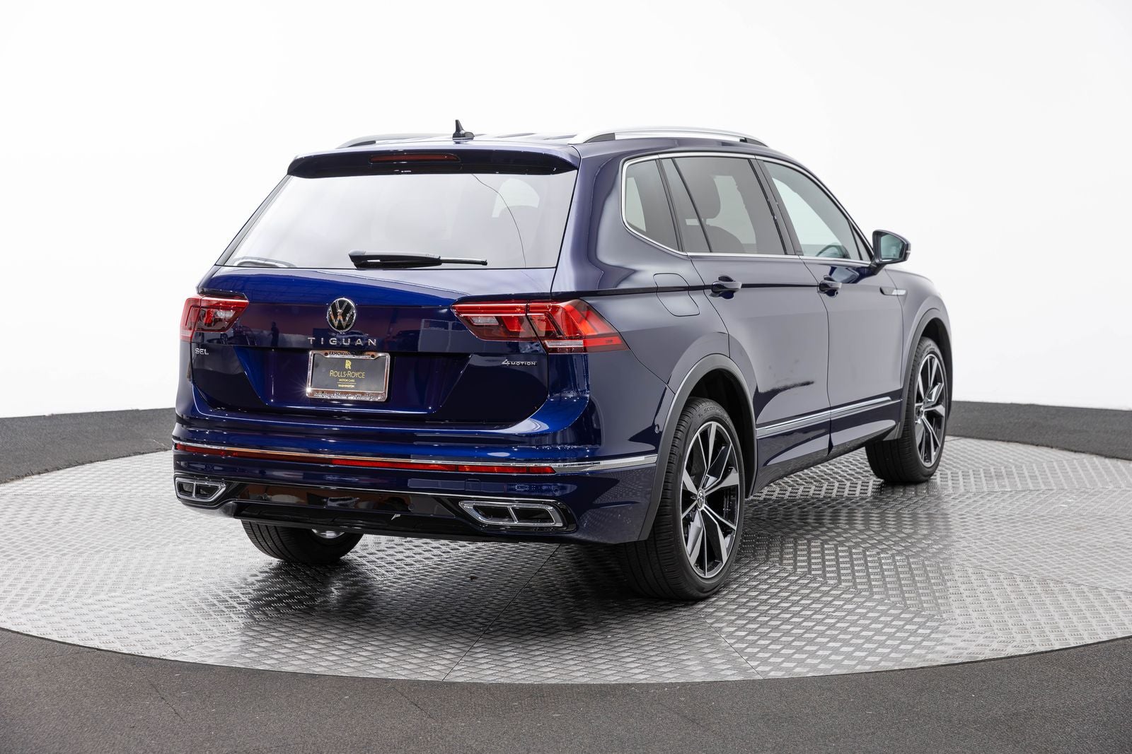 2023 Volkswagen Tiguan SEL R-Line