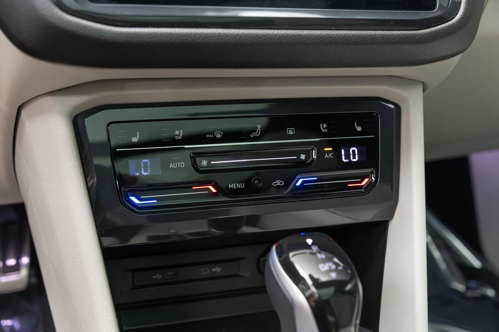 2023 Volkswagen Tiguan SEL R-Line