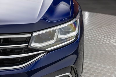 2023 Volkswagen Tiguan SEL R-Line