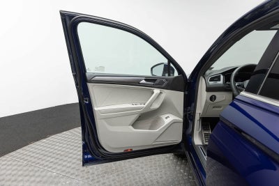 2023 Volkswagen Tiguan SEL R-Line
