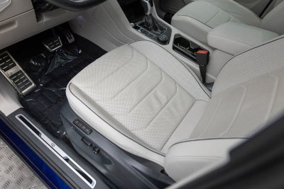 2023 Volkswagen Tiguan SEL R-Line