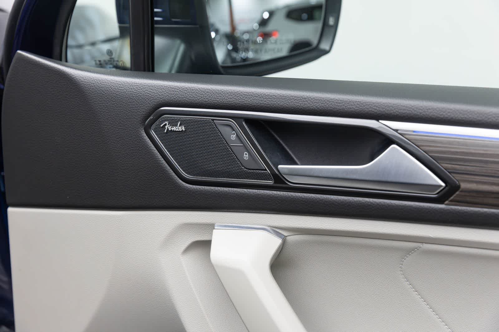 2023 Volkswagen Tiguan SEL R-Line