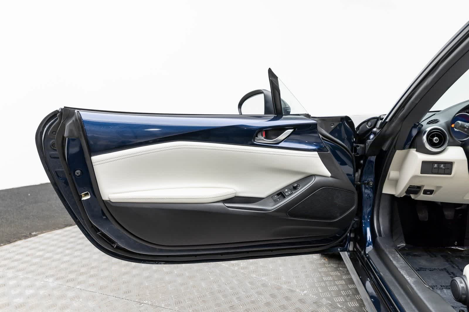 2021 Mazda Mazda MX-5 Miata RF Grand Touring