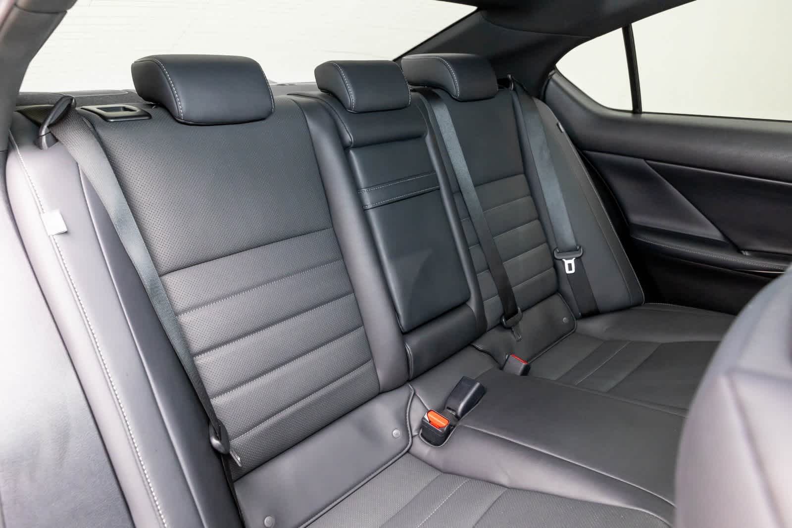 2021 Lexus IS F SPORT