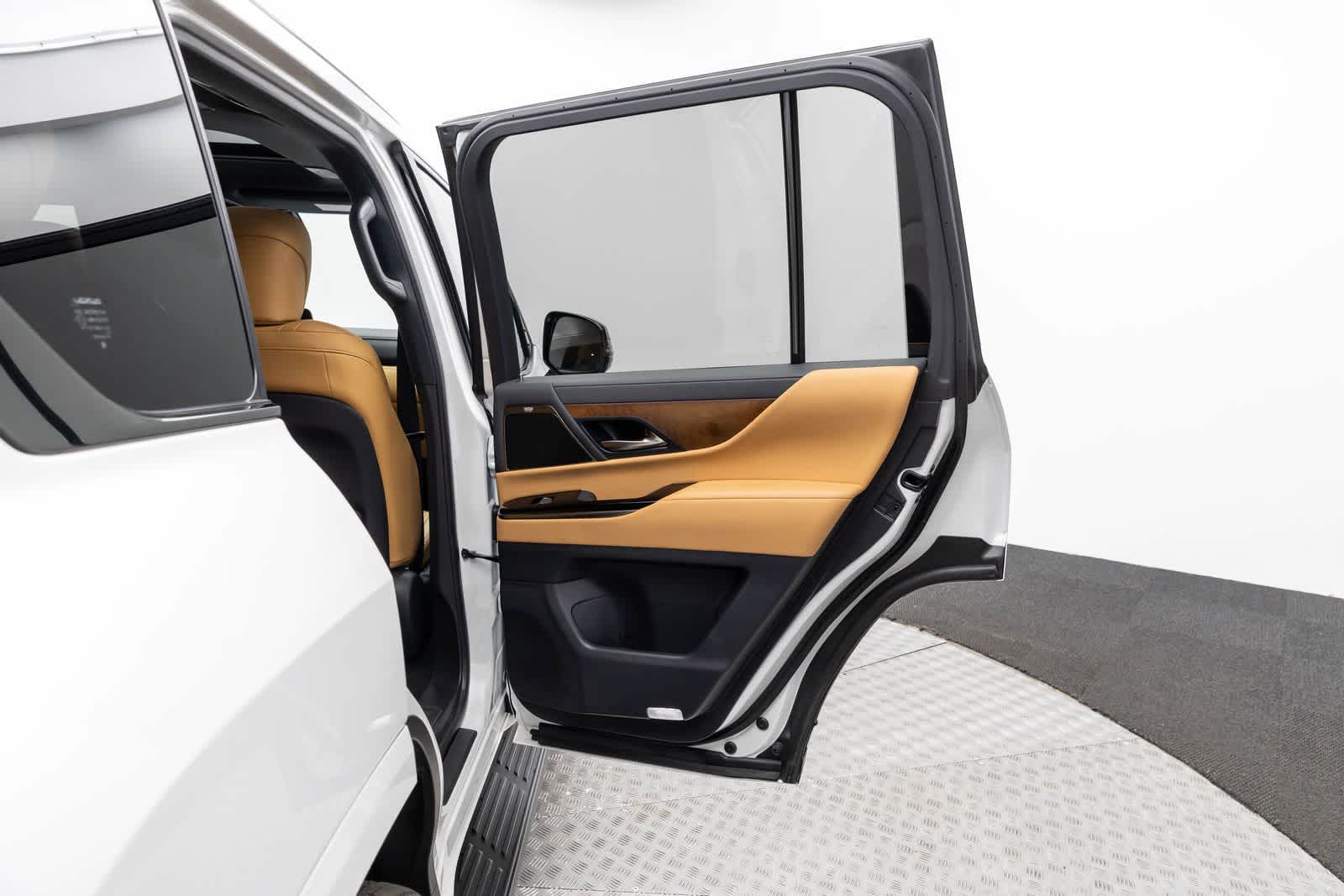2024 Lexus LX 600 Premium