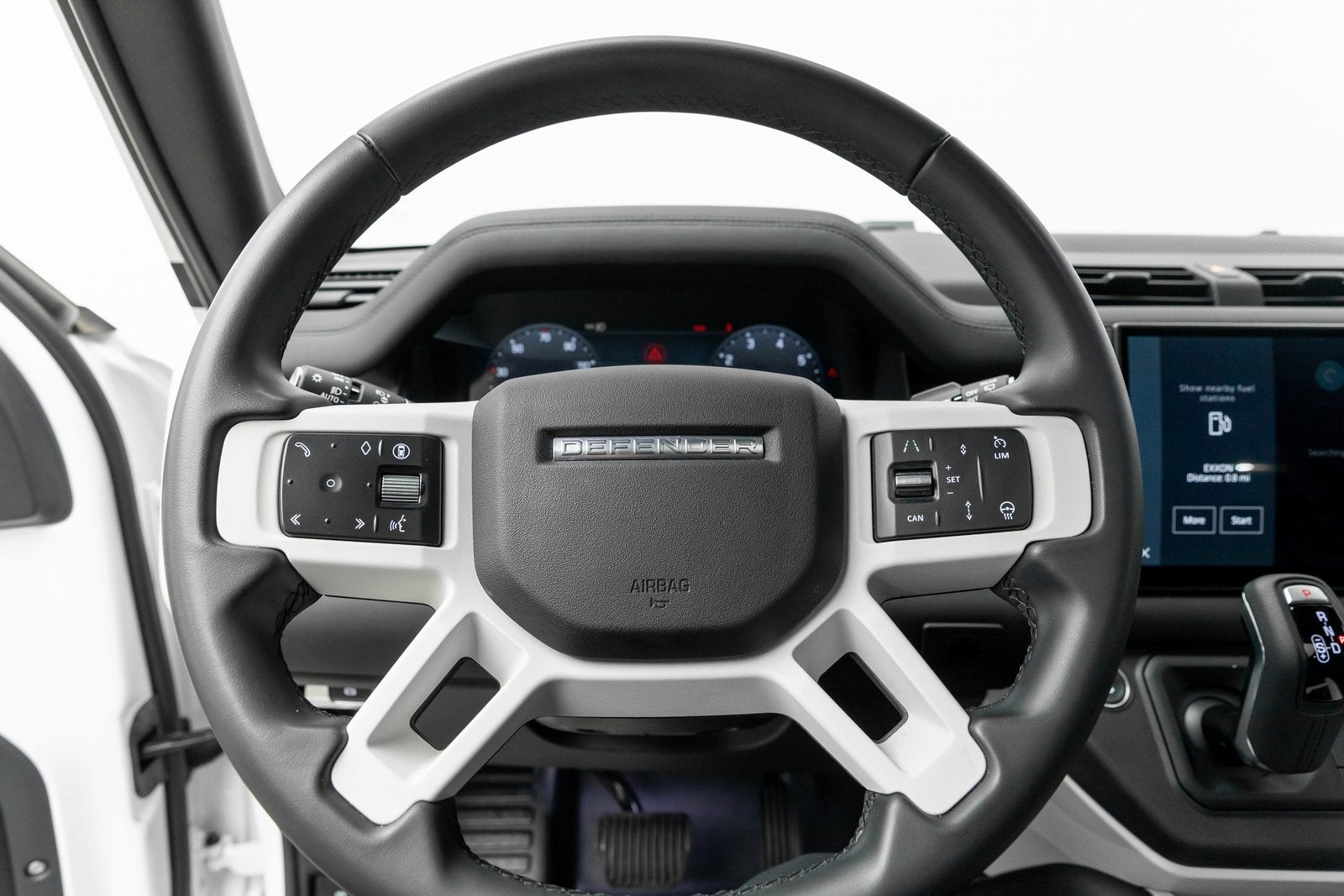 2025 Land Rover Defender S