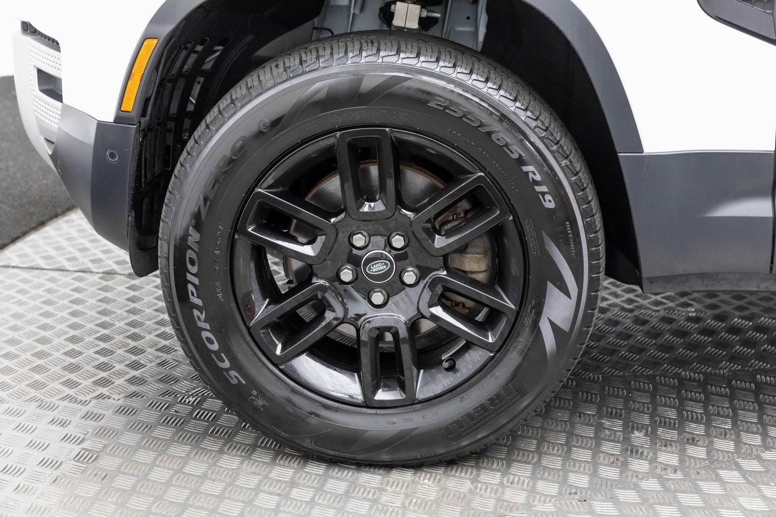 2025 Land Rover Defender S