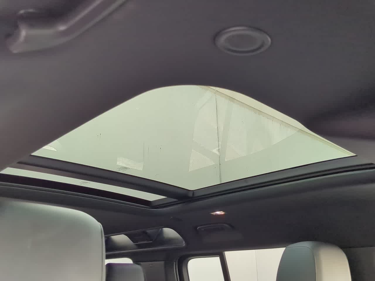 2025 Land Rover Defender S