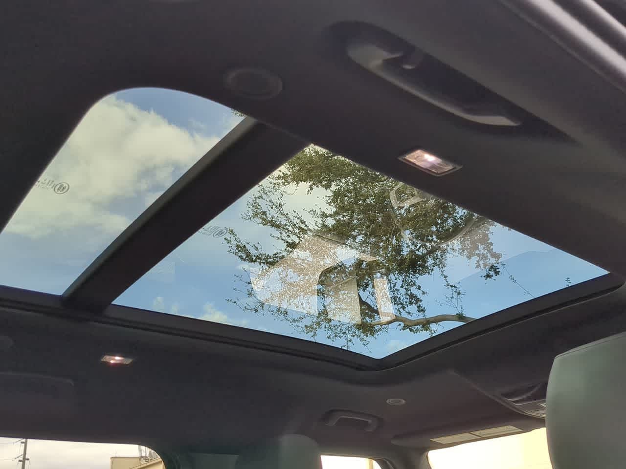 2025 Land Rover Defender S