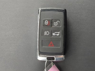 2025 Land Rover Defender S