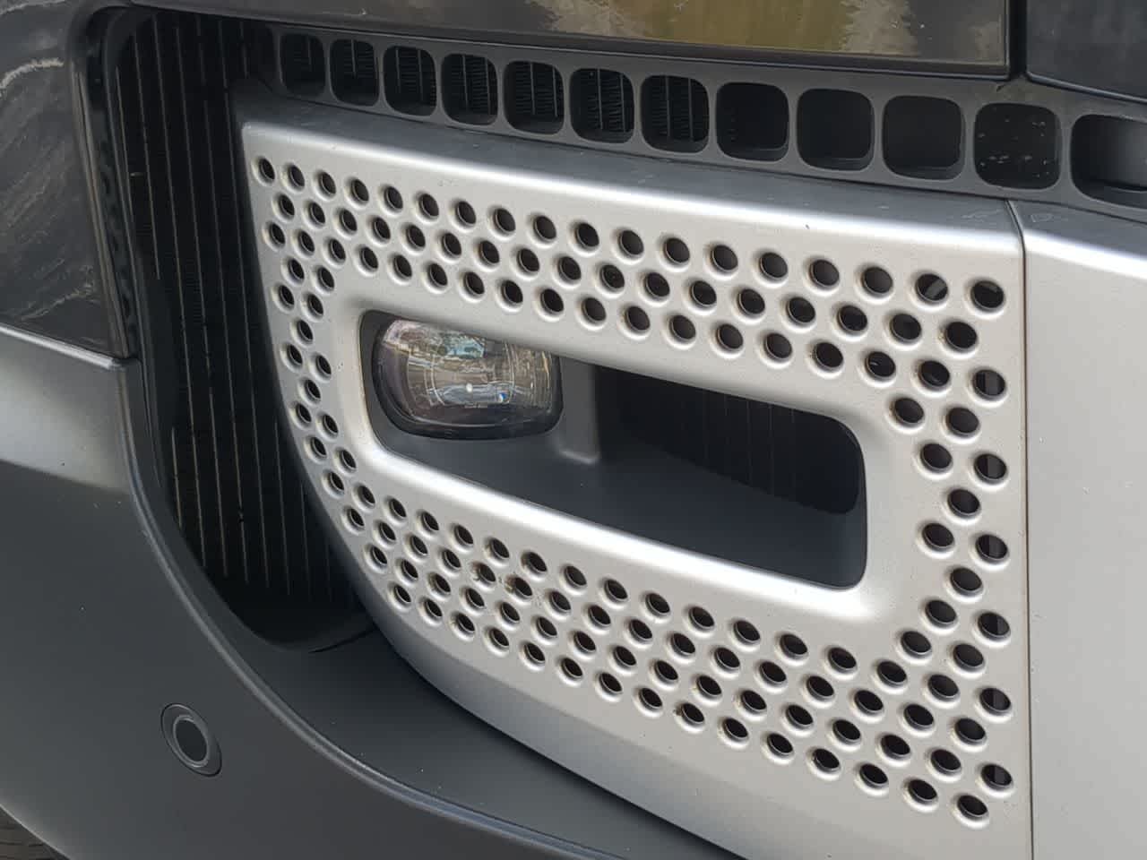 2025 Land Rover Defender S