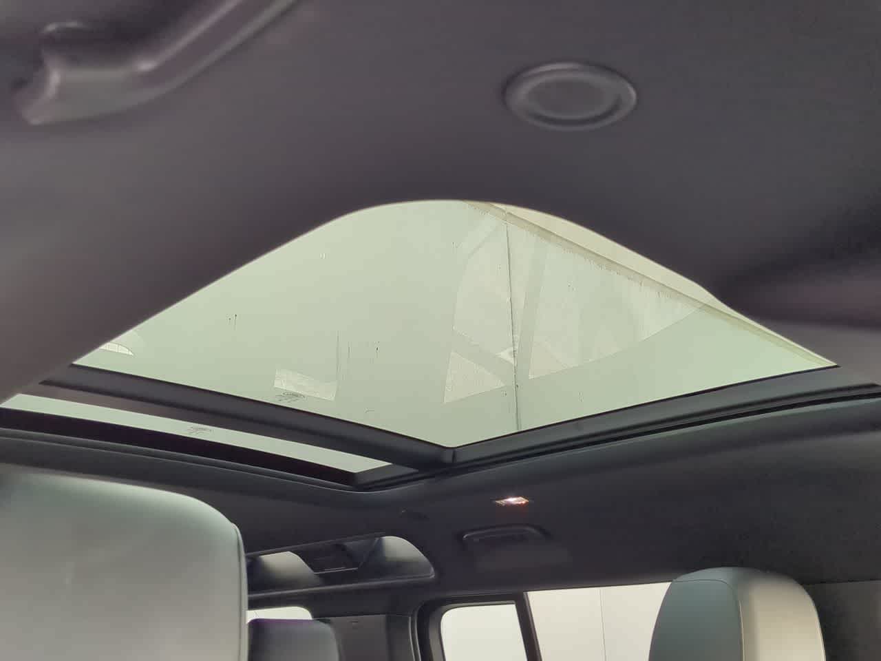 2025 Land Rover Defender S