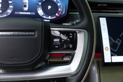 2025 Land Rover Range Rover SV