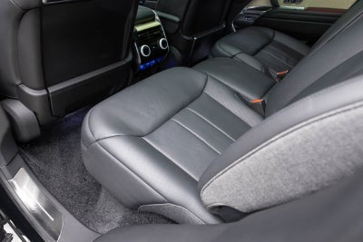 2025 Land Rover Range Rover SV