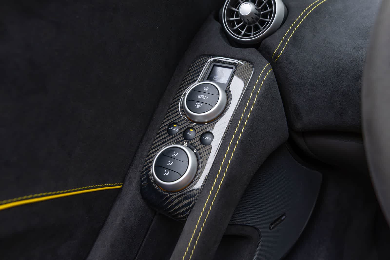 2015 McLaren 650S 2dr Conv Spider