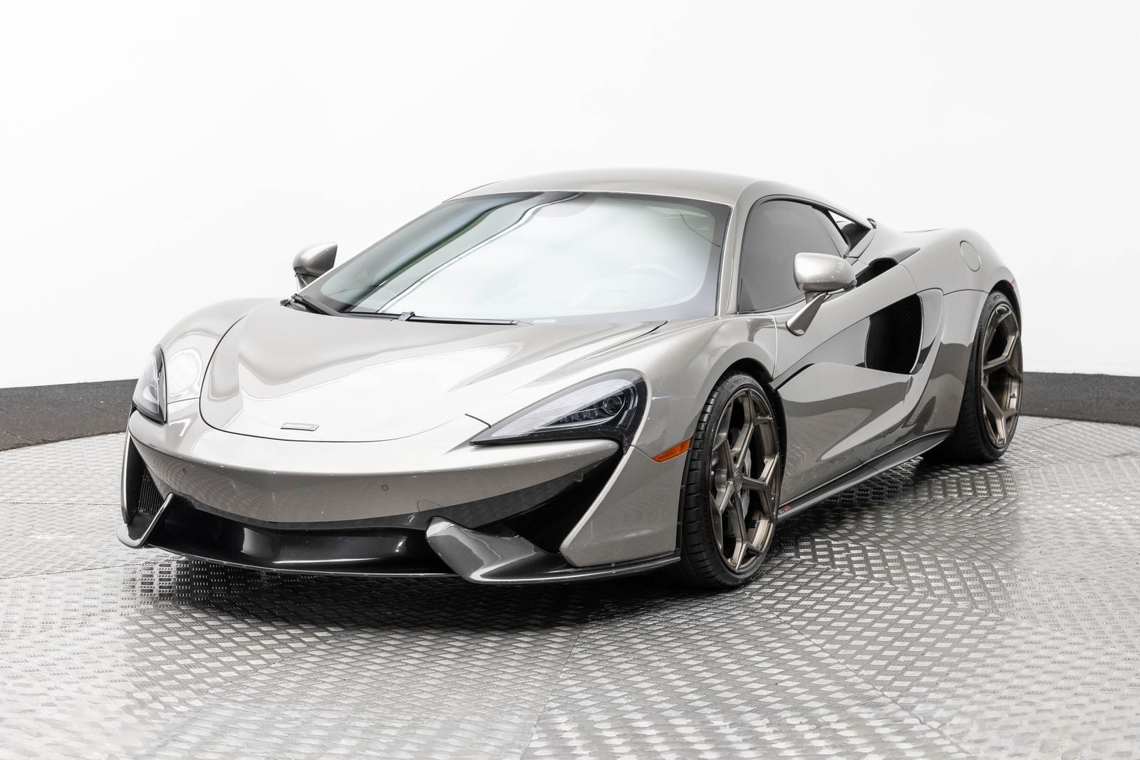 2017 McLaren 570S Coupe's photo