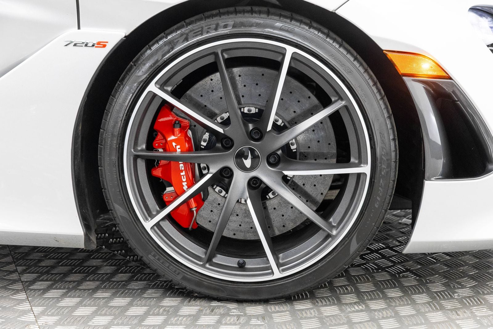 2022 McLaren 720S Spider
