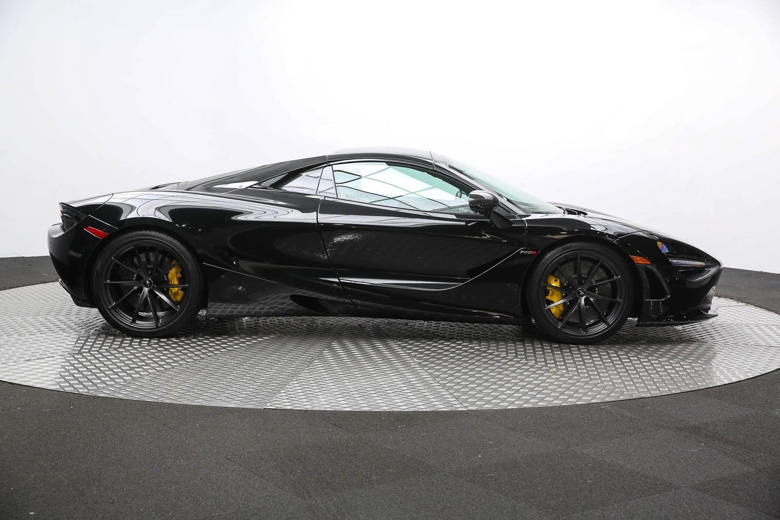 2022 McLaren 720S Spider