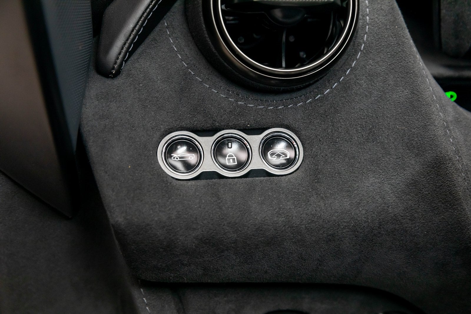 2023 McLaren 720S Spider