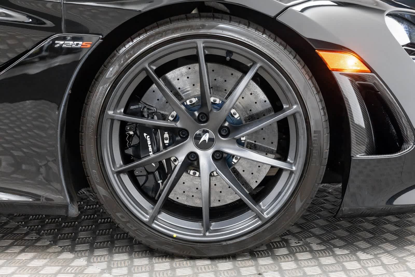 2023 McLaren 720S Spider