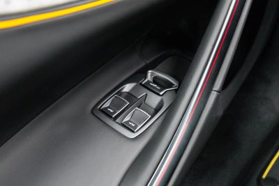 2023 McLaren Artura Coupe