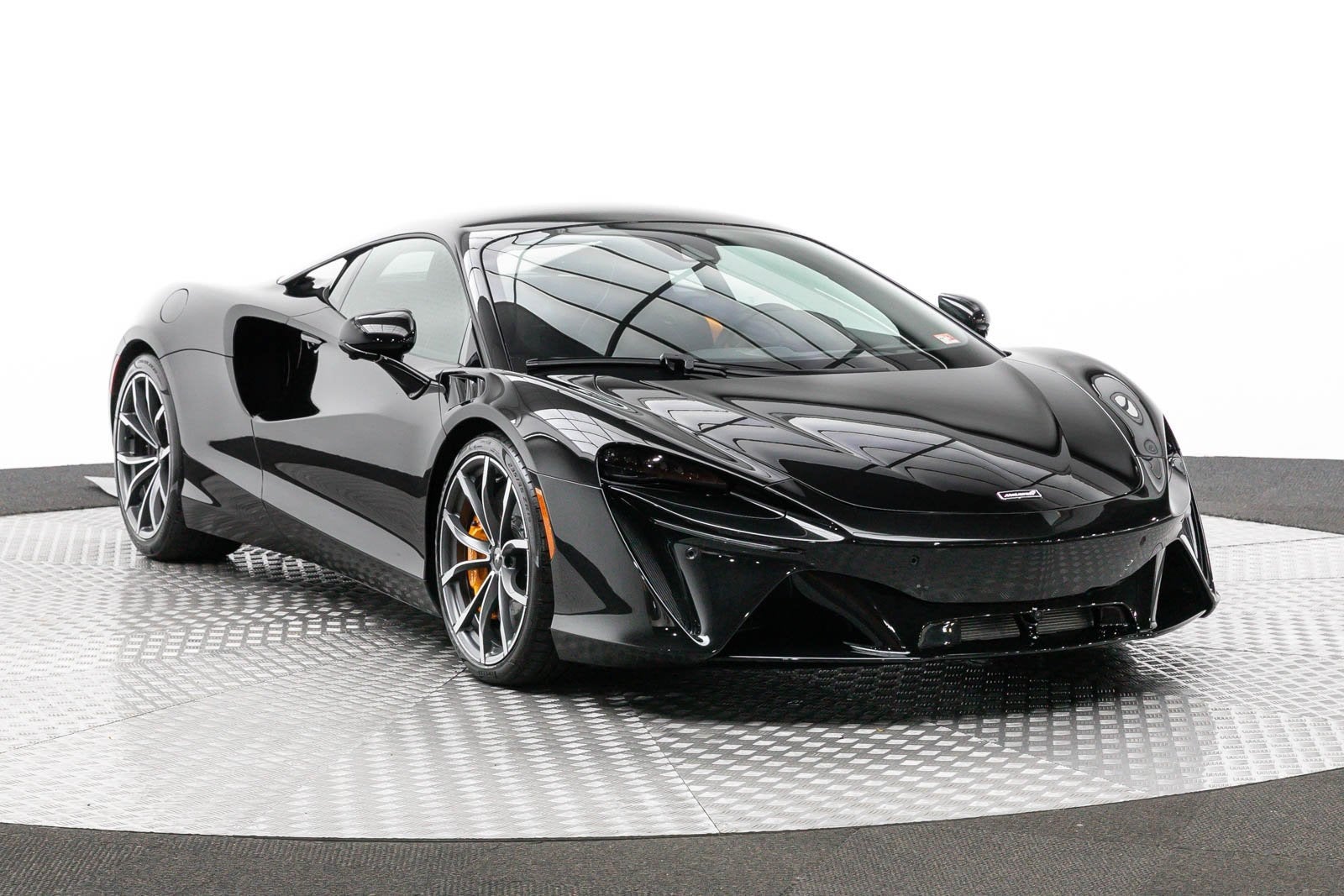 2023 McLaren Artura Coupe