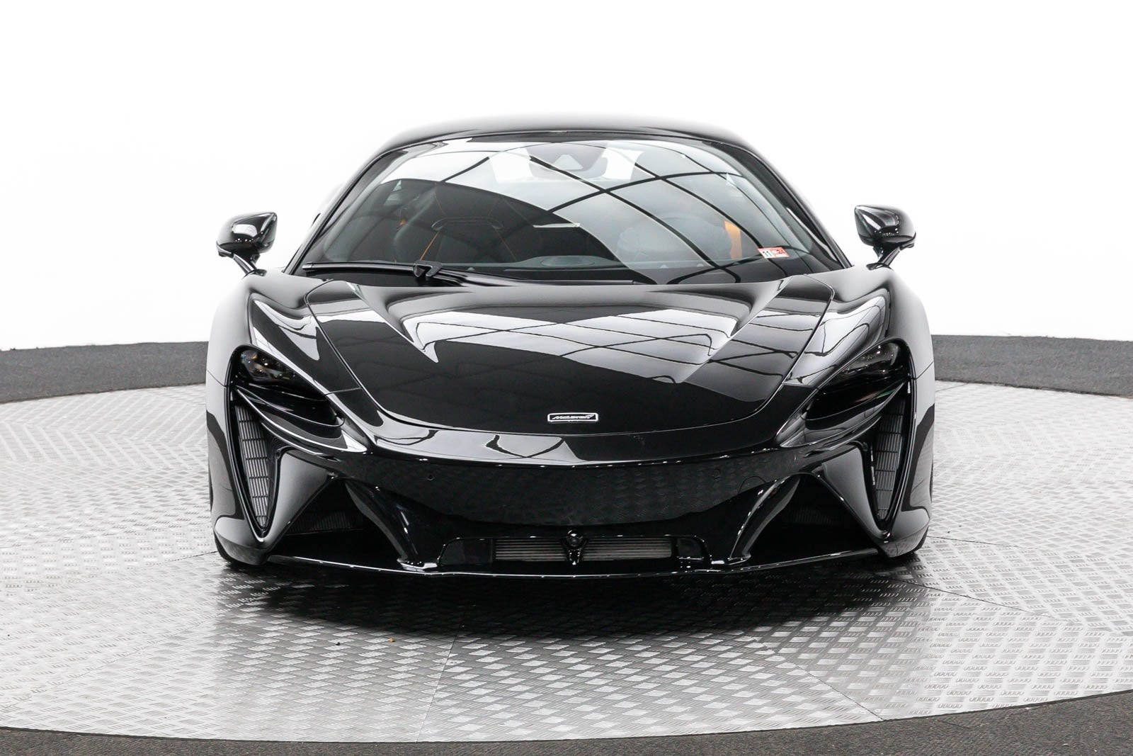 2023 McLaren Artura Coupe