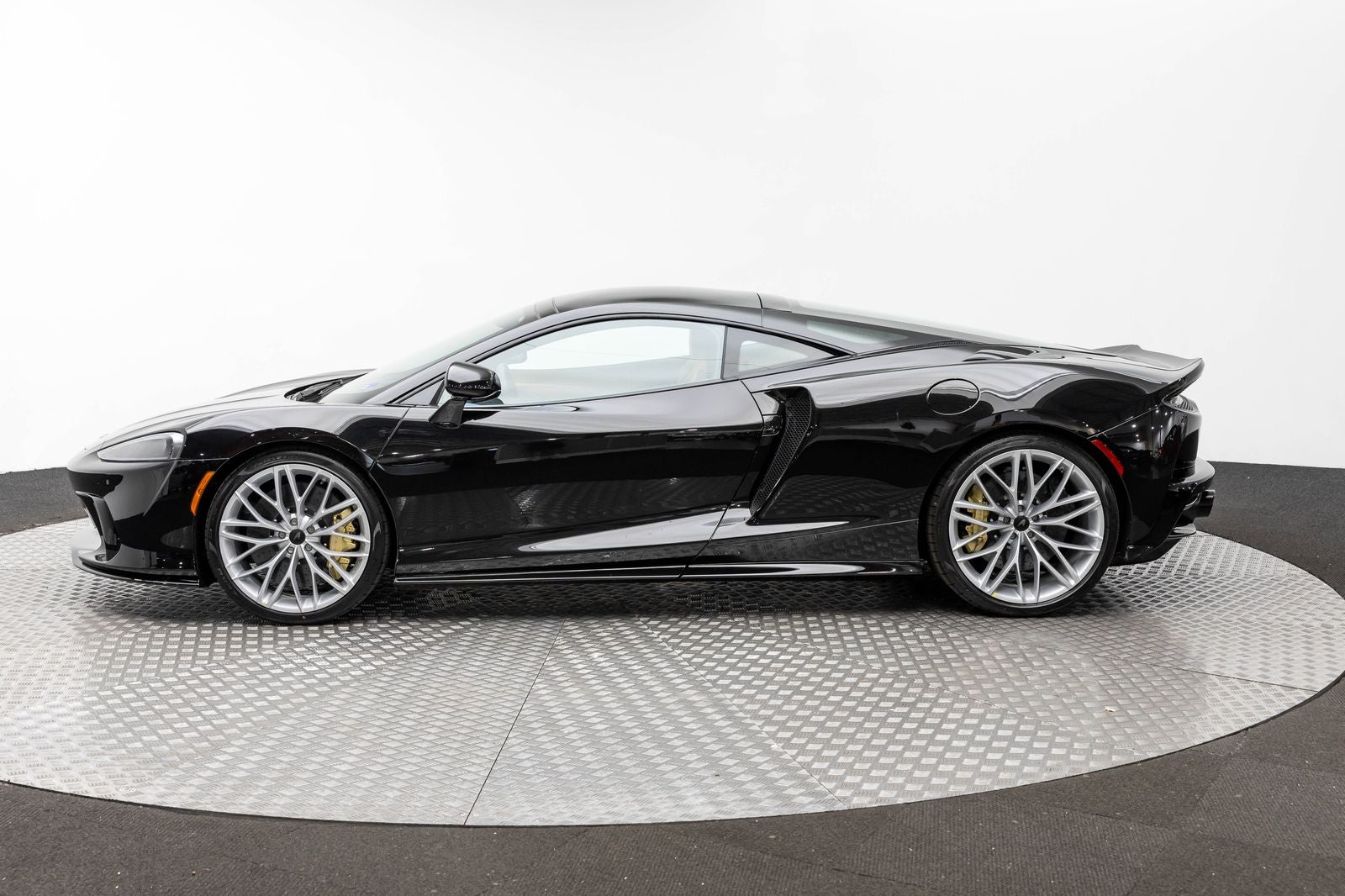 2026 McLaren GTS Coupe