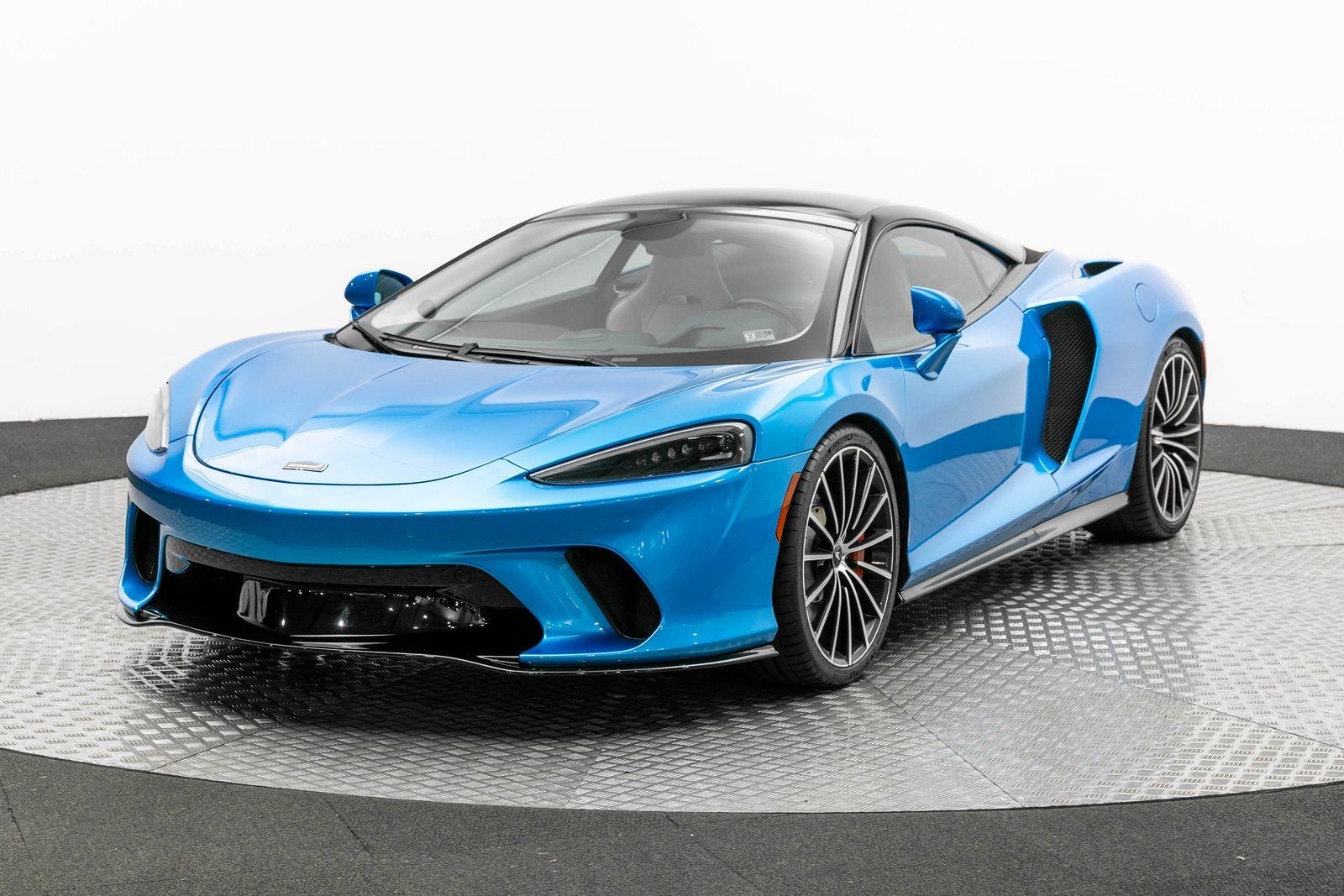 2020 McLaren GT Base
