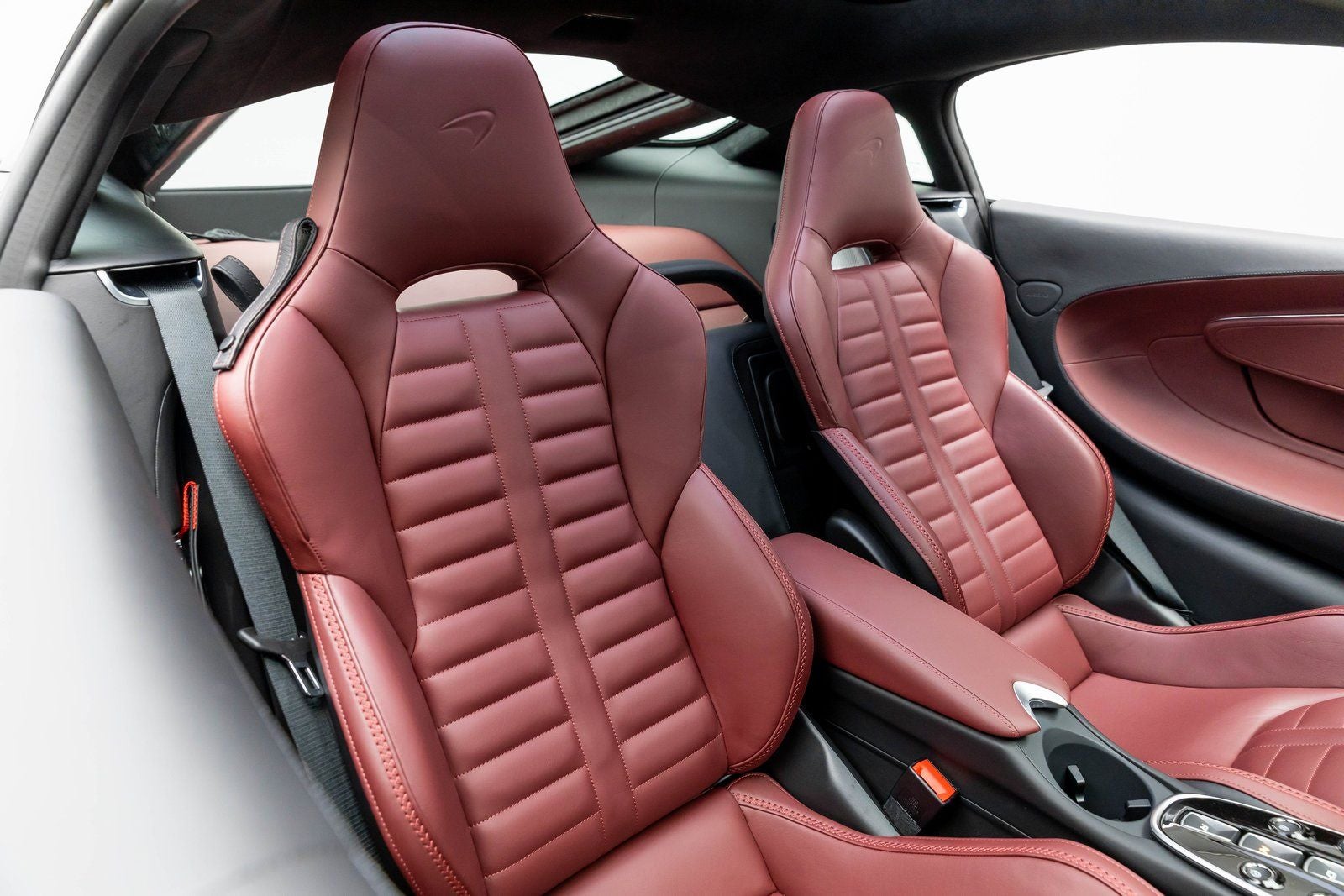 2025 McLaren GTS Coupe