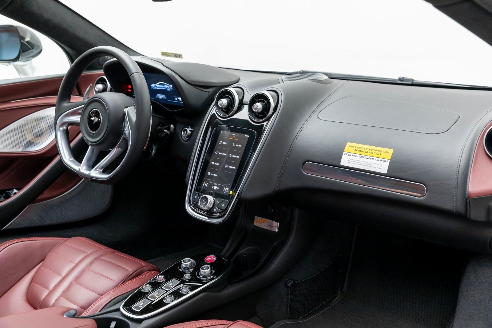 2025 McLaren GTS Coupe